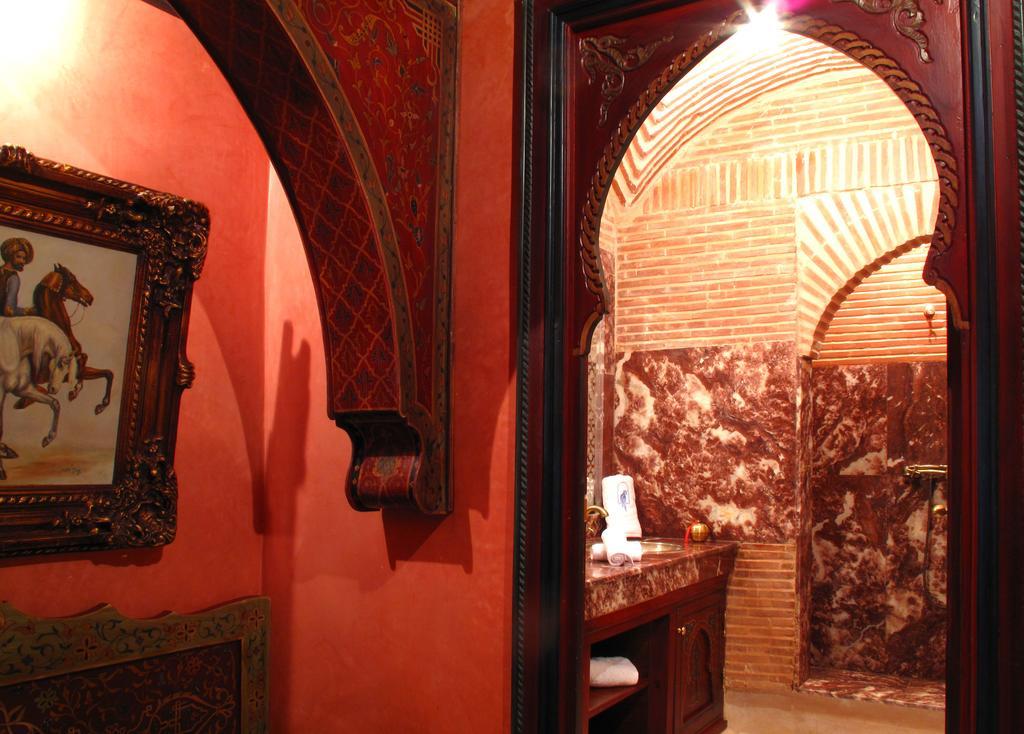 Riad Le Perroquet Bleu Suites & Spa Маракеш Екстериор снимка